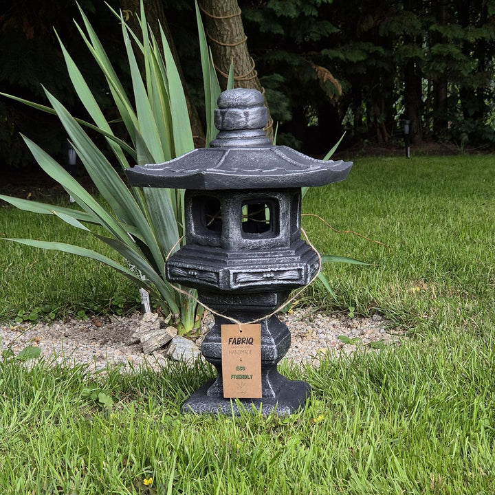 FABRIQ Japanische Laterne Yukimi-Doro 42 cm Silver – Wetterfeste Steinlampe – Frostsicher – Dekorati