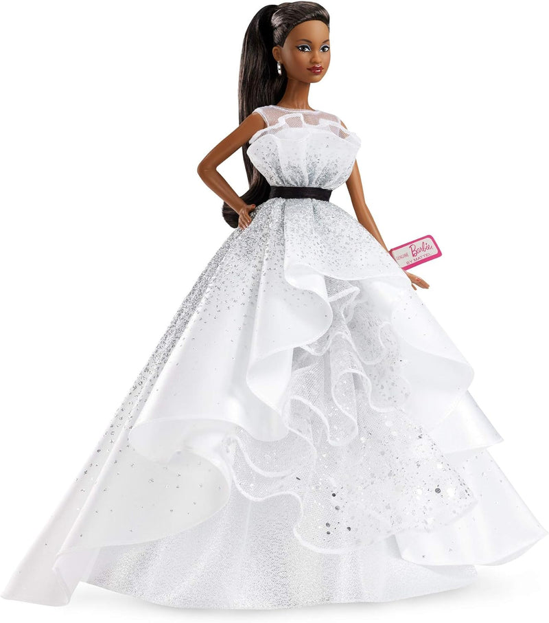 Barbie FXC79 Fashionistas Puppe im schwarzweiss karierten Rock, Puppen Spielzeug ab 6