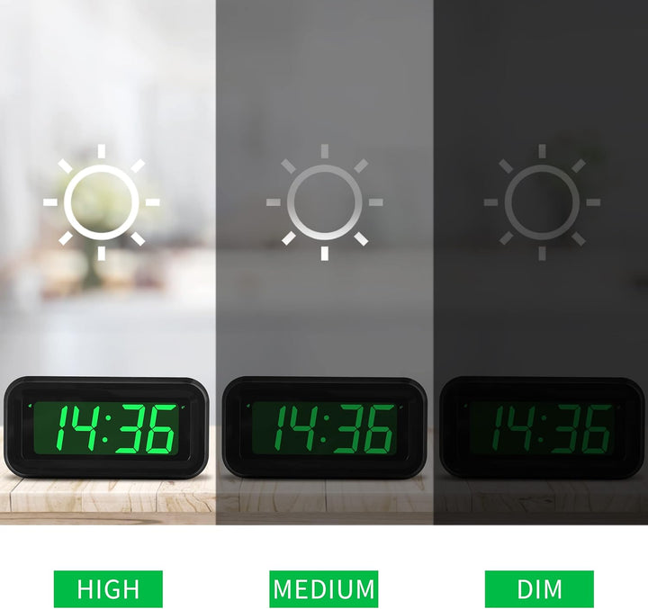 KWANWA Digitaler Wecker, LED Uhr Batteriebetrieben Tischuhr mit 3 Einstellbarer Helligkeit/Snooze/Oh