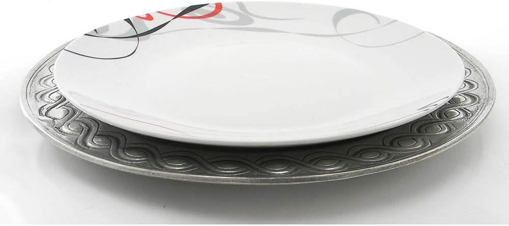 Platzteller aus Zinn mit klassischem Dekor handgefertigt