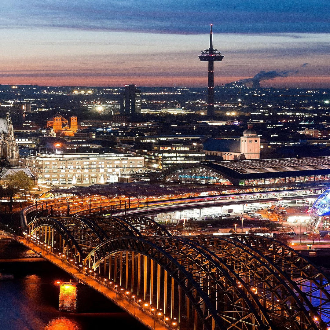 Runa Art Bild Wohnzimmer Schlafzimmer Köln 5 Teilig Stadt Panorama Blau Wandbilder auf Vlies Leinwan