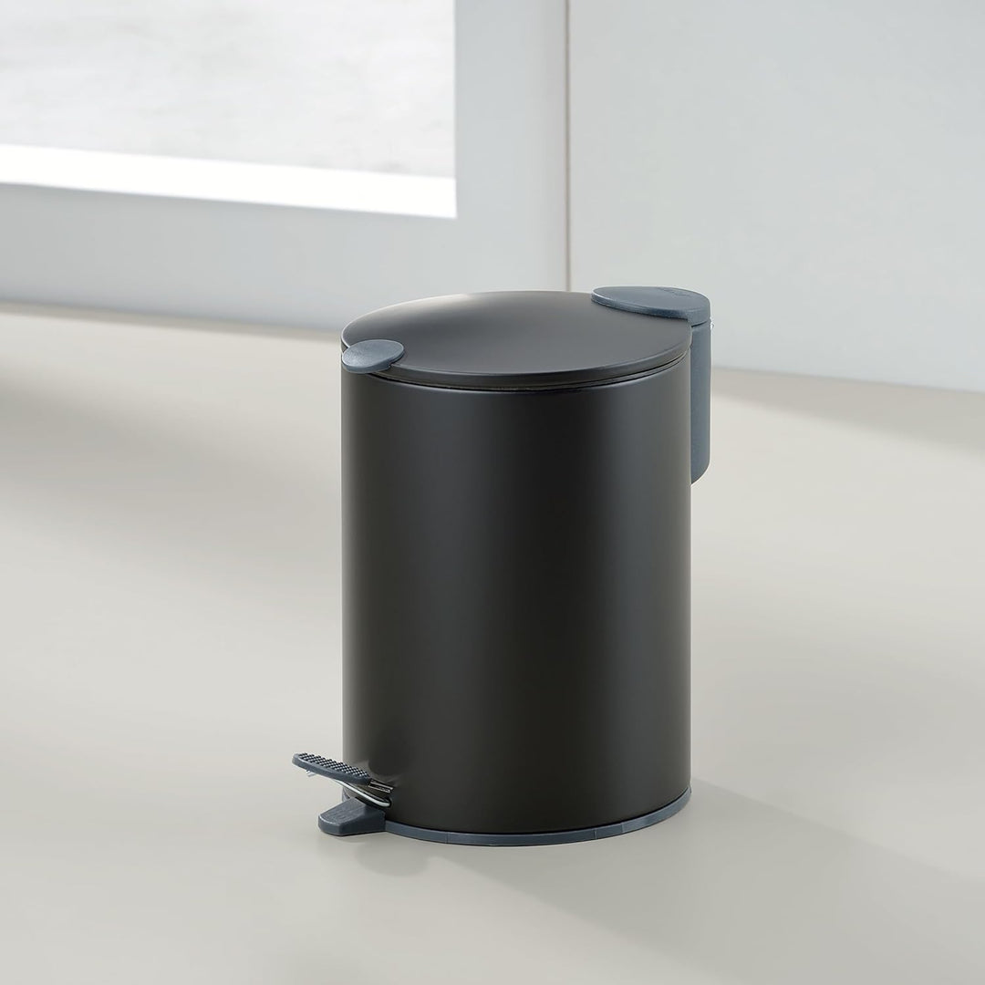 kela Kosmetikeimer schwarz matt 3l, Silent-Close-Deckel, Tretmülleimer Badezimmer MATS, Badmülleimer