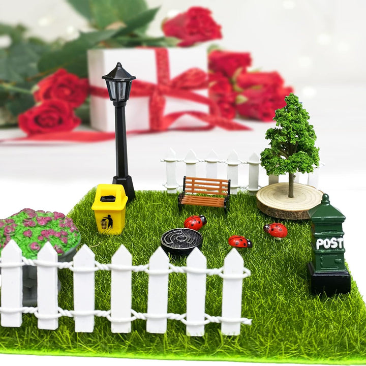 15 Stück Miniatur Garten Zubehör，Kunstrasen Miniaturgarten，Zubehör mit Miniatur Kunstrasen, Zaun, Ba
