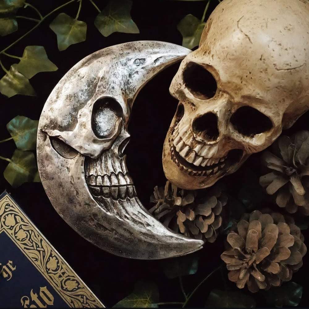 Alchemy Gothic Dekorative Schachtel Skull Moon Silberfarben