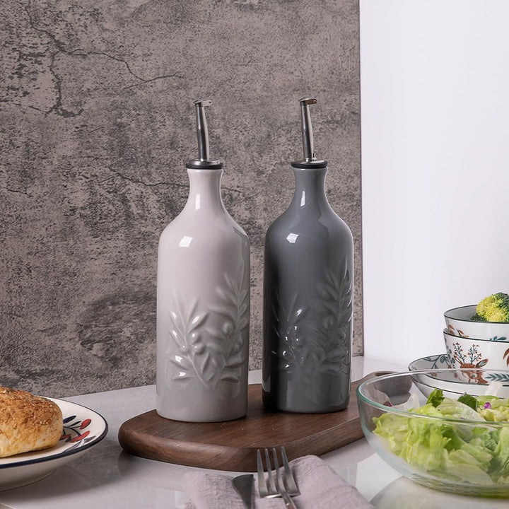 Sweejar Home Keramische Olivenölspenderflasche, 570ml Relief Opaque Cruet, um Oxidation zu reduziere