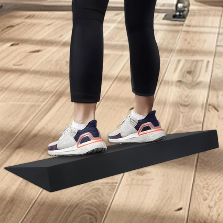 Squat Wedge Block, Slant Board Squats, Heel Elevated Squat Wedge, Weightlifting Slanting Panel, (Bla