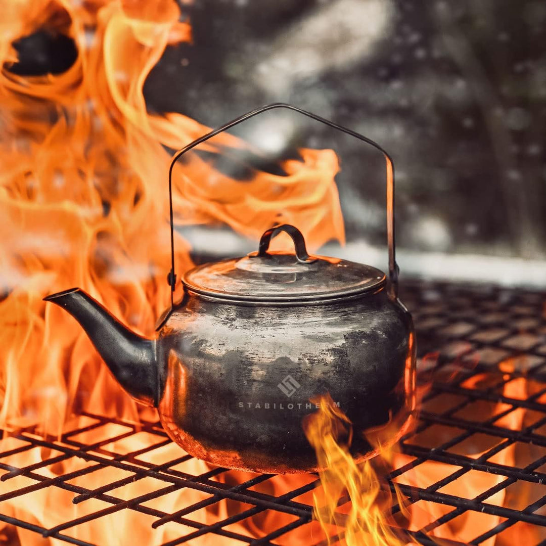 STABILOTHERM Edelstahl Outdoor-Kaffeekessel 1 Liter I ideal für Lagerfeuer & Grill – Teekessel Wasse