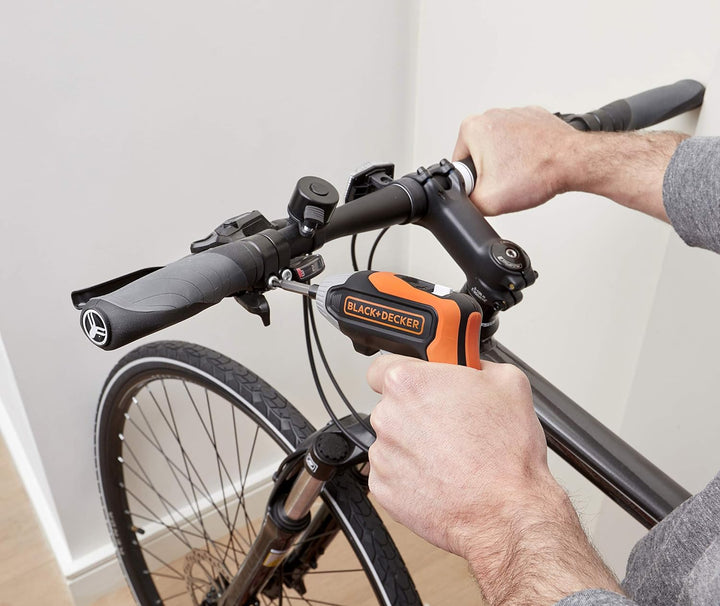 Black+Decker Akku-Schrauber (3.6 Volt, 5.5 Nm, mit LED-Licht, handlicher Schrauber für kleinere Schr