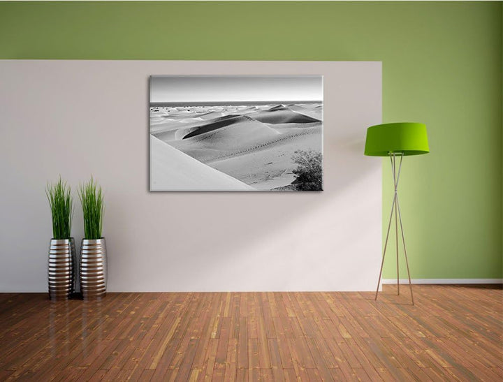 schöne Wüste am Meer schwarz/weiss Format: 100x70 auf Leinwand, XXL riesige Bilder fertig gerahmt mi