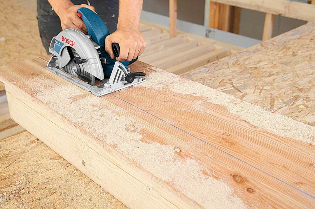Bosch Professional GKS 65 Handkreissäge (190 mm Sägeblatt-Ø, 30 mm Sägeblattbohrungs-Ø, 65 mm Schnit