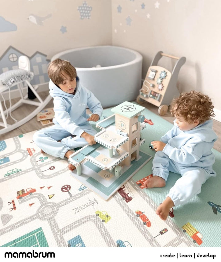 Mamabrum hochwertige Spielmatte mit Zickzack- und Stadtmotiv, 150 x 180 x 2.0 cm, Perfekt für Krabbe