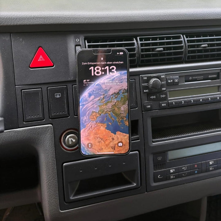 MagSafe kompatible Handyhalterung für VW T4 (Facelift ab 1999) – Magnet Halter für Armaturenbrett in