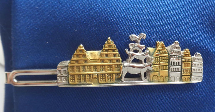 Krawattennadel skyline Bremen mit Bremer Stadtmusikanten bicolor glänzend 6,8 cm lang m.i. Germany +