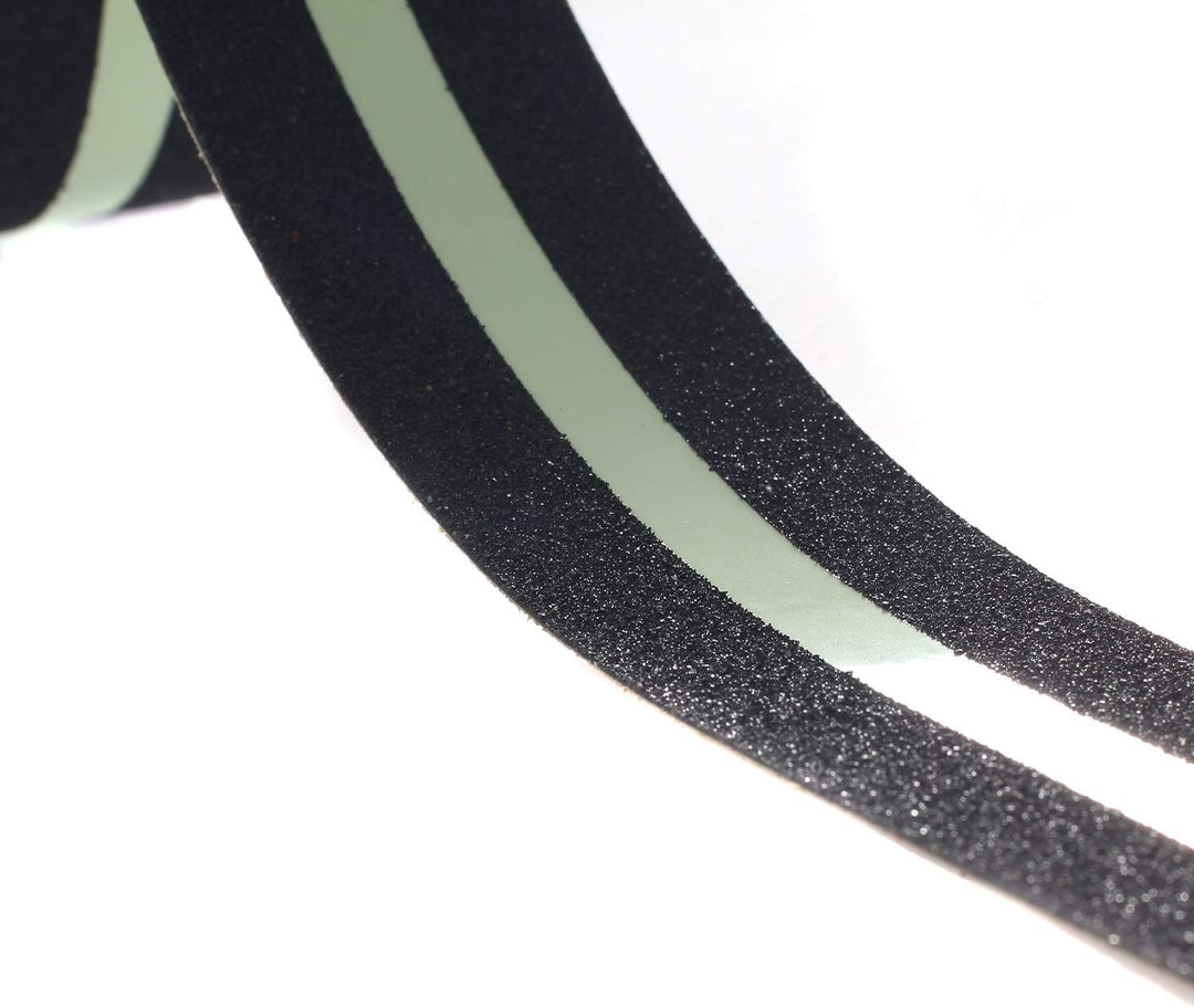 [20 Meter x 5cm] Rutschfestes Leuchtband Extra Stark Selbstklebend, Glow in Dark, Verbessert Grip, A