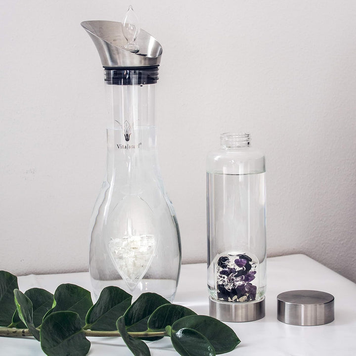 Vitajuwel Luna Edelsteinwasserset für Zuhause Luna (Karaffe Era & Phiole) mit Mondstein & Bergkrista