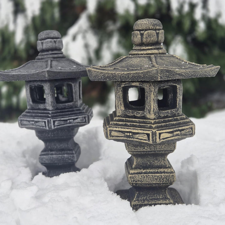 FABRIQ Japanische Gartenlaterne Yukimi-Doro 42 cm – Wetterfeste Steinlampe für Aussenbereich – Japan