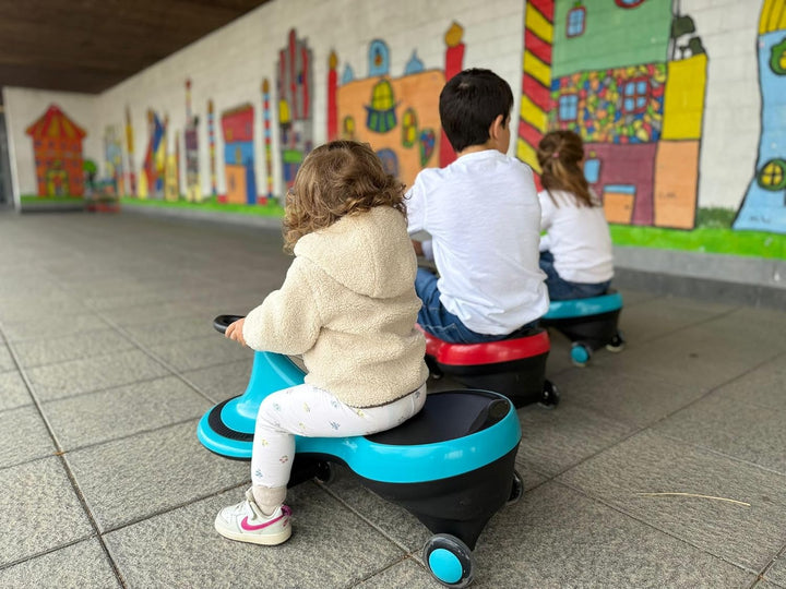 Rutschauto Swingcar Kinderfahrzeug Indoor & Outdoor geeignet Wackelauto Rutscher mit LED Rädern GRAV