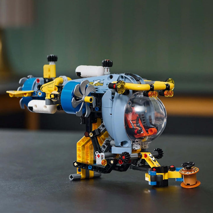 LEGO Technic Tiefseeforscher U-Boot Spielzeug, Bauspielzeug für Kinder, Jungen und Mädchen ab 9 Jahr