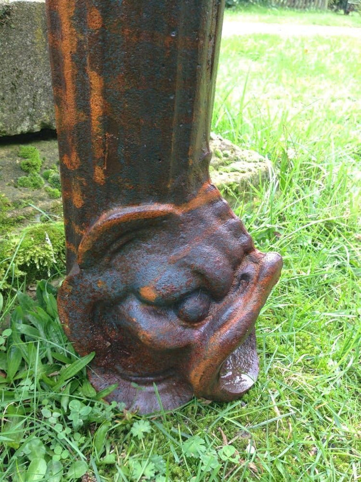Antikas - Fallrohr Auslauf, Wasser-Speier Fisch, Ablauf/Einlauf Dachrinne u. Brunnen