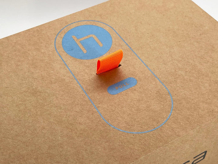 heinsa Tischtennisschläger Box mit 4 Tischtennisschlägern in Blau und Rot, 8 Tischtennisbällen, 1 Ti