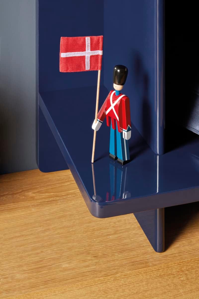 Kay Bojesen Fahnenträger Mini Figuren 18.5 cm Holzfiguren Originaldesign, rot 18,5 cm Fahnenträger,