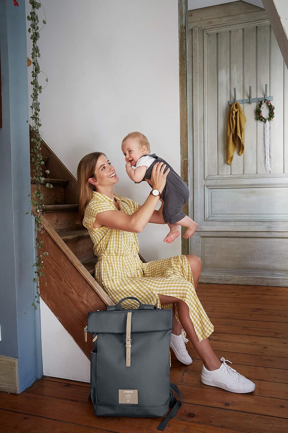 LÄSSIG Wickeltasche, Wickelunterlage, Kinderwagenbefestigung, Flaschenhalter nachhaltig produziert/G