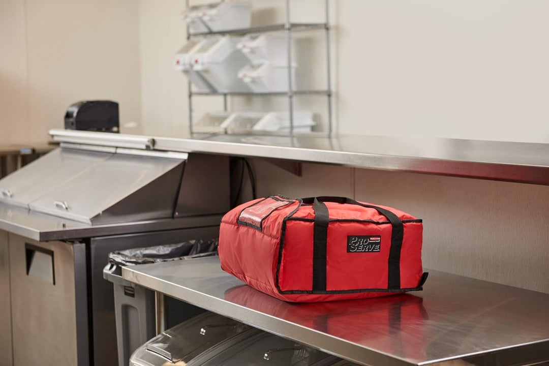 Rubbermaid Commercial Products Professional Large Pizza Delivery Bag - Red