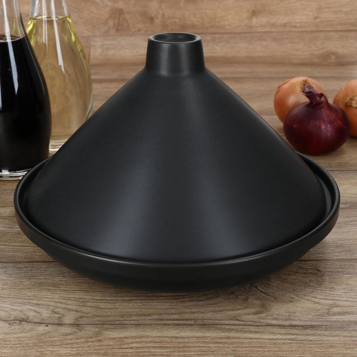 MamboCat Tajine aus Steingut matt schwarz I orientalische Schmorform mit Deckel I moderne Servier- &