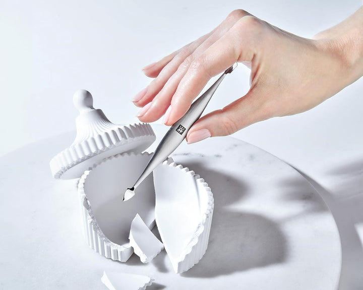 ZWILLING Nagelhautschieber (Nagelreiniger, Doppelinstrument, für natürliche und künstliche Nägel gee