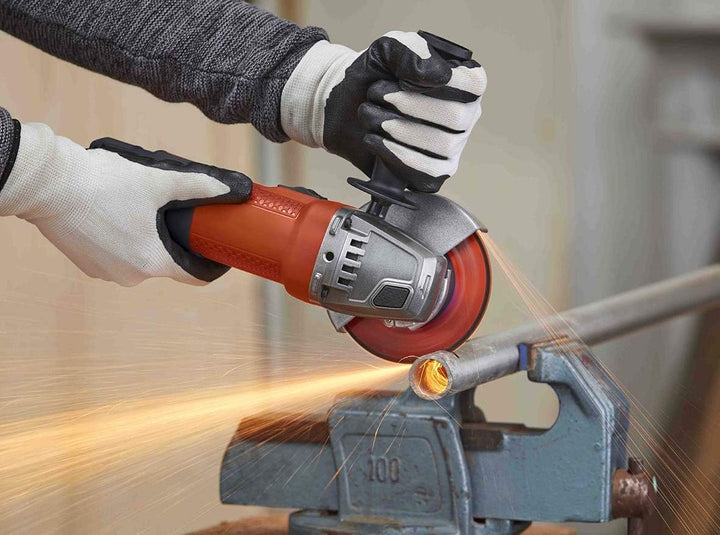Black+Decker Winkelschleifer BEG110 (750 Watt, 115 mm, Scheiben-ø, mit 3-Positionen-Zusatzhandgriff,