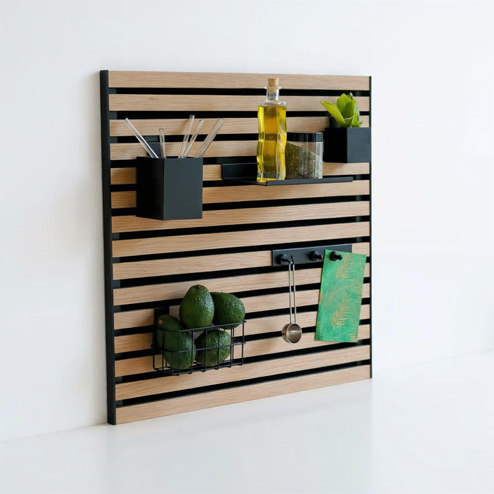 Steinmine - Designmanufaktur Wandorganizer (60 x 60 cm) - Akustikpaneel mit Eichenholzlamellen - ink