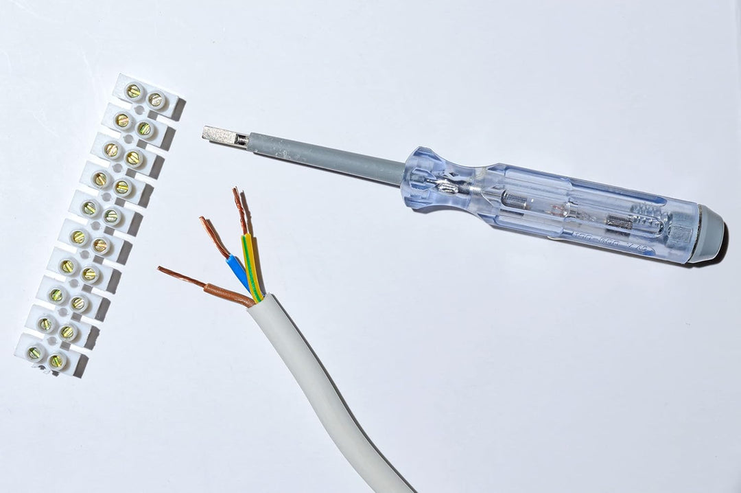 EMOS 10er Pack Anschlussklemme für 1,5 mm² - 6 mm² Draht, 10x Riegel mit 12 Stück, 450 V~/41 A, weis