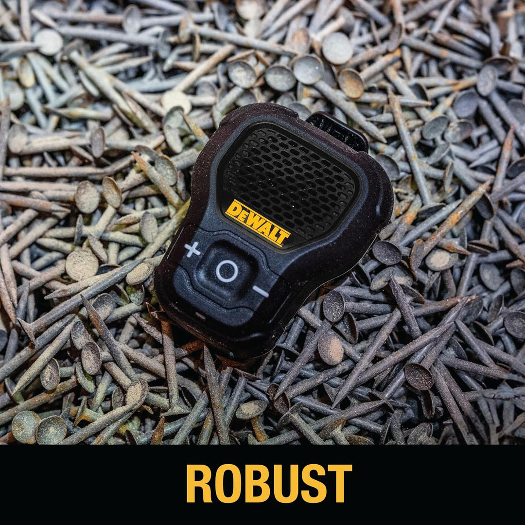 DEWALT Wearable Bluetooth Lautsprecher Onyx Edition – Clip-On Magnetischer Mini-Lautsprecher, IP56 W