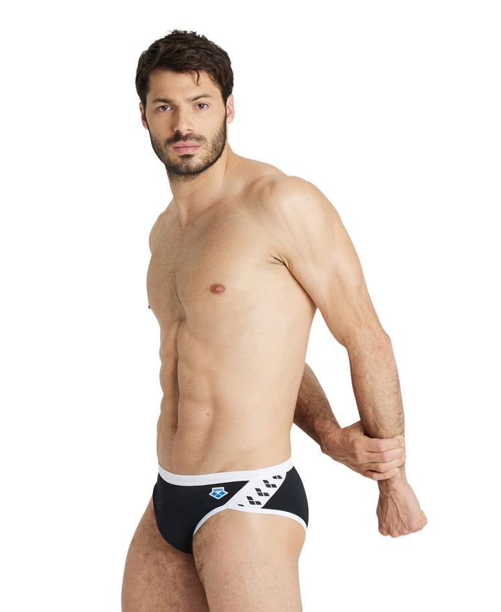ARENA Herren Men's Icons Swim Briefs Solid Badehosen Slip (1er Pack), 48 Black-white