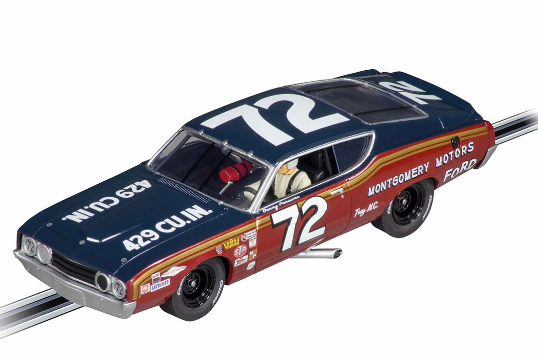 Carrera DIGITAL 132 Ford Torino Talladega "No.72" Auto für Autorennbahn Set für Erwachsene & Kinder