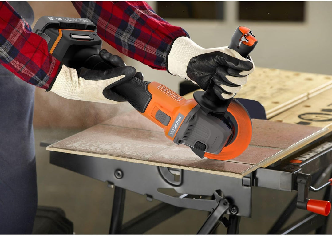 BLACK+DECKER Akku-Winkelschleifer (18V, 115mm Scheiben-ø, bürstenlos, Sanftanlauf, für Trenn, Schlei