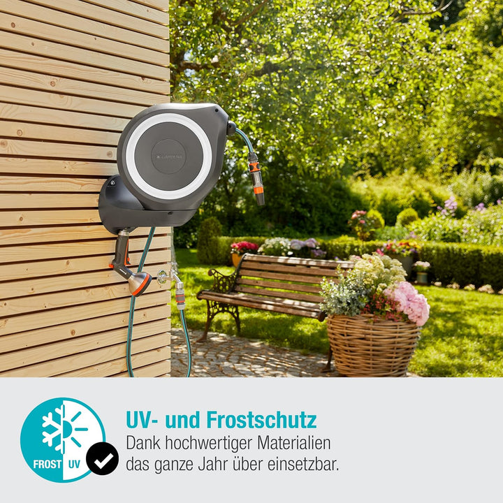 Gardena Wand-Schlauchbox RollUp M 20 m: Flexible Bewässerung für mittelgrosse Gärten, schwenkbare Sc