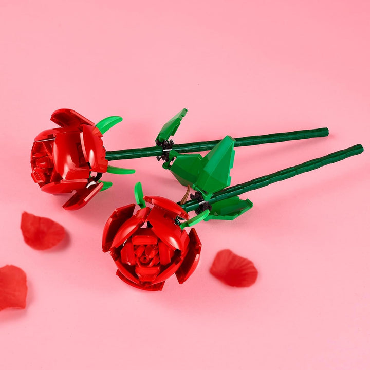 LEGO Icons Rosenstrauss, künstliche Blumen als Zimmer-Deko & Creator Rosen, künstliche Blumen-Set, k