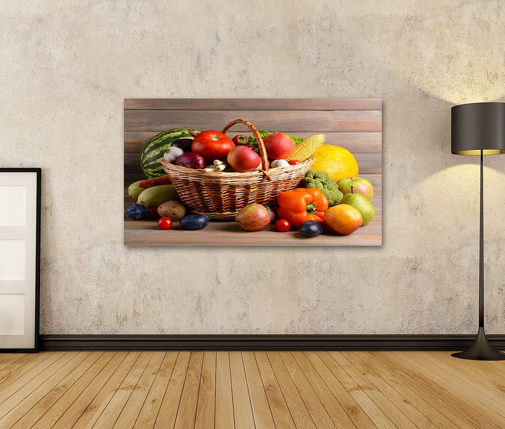 islandburner Bild auf Leinwand Korb Mit Bio Obst Und Gemüse Auf Holzuntergrund Bilder Wandbilder Pos