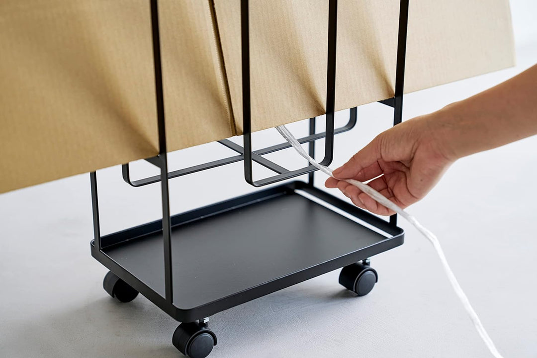 Yamazaki TOWER 5761 Karton Organizer, Schwarz, Stahl, L 20 x B 30 x H 54,5cm, Schwarz