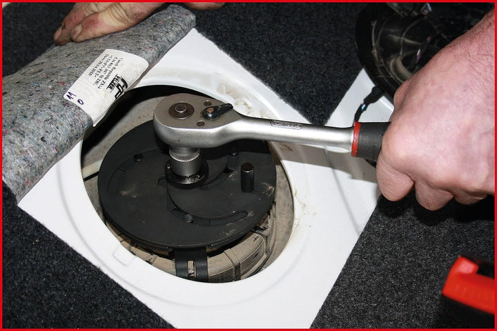 KS Tools 150.9388 3-Arm Universal-Tankgeberschlüssel