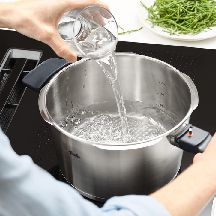Fissler Vitavit Premium / Schnellkochtopf (3,5 L, Ø 22 cm) Edelstahl-Dampfkochtopf,4-Garstufen, inkl
