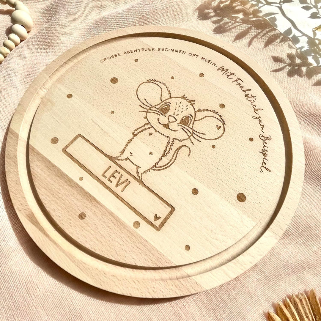 Frühstücksbrettchen mit Gravur individuelles rundes Holzbrett mit Name für Kinder, Mädchen & Jungen