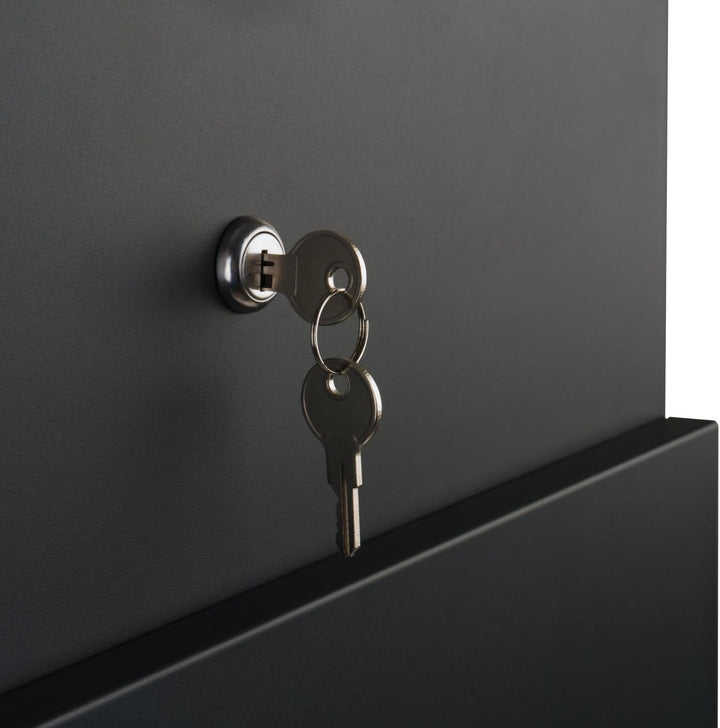 Zelsius Briefkasten Jordan mit Paketfach | pulverbeschichteter Stahl mit Edelstahl Elementen | RAL70