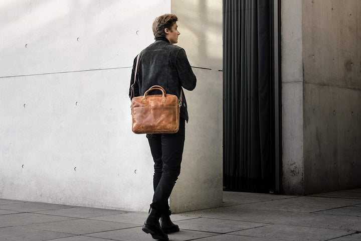HOLZRICHTER BERLIN Briefcase Aktentasche (M). Handgefertigte grosse Tragetasche, Laptoptasche und Um