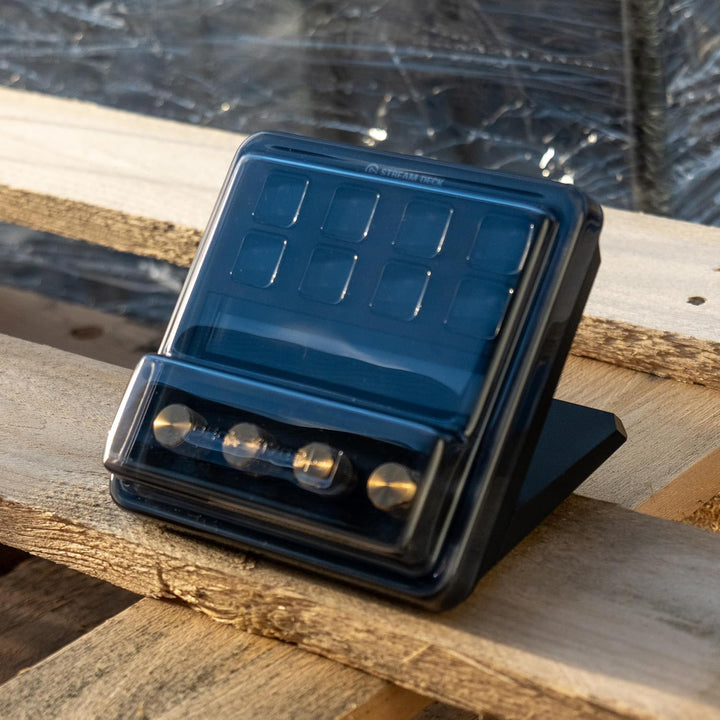 Decksaver Schutzhülle für Elgato Stream Deck+ Studio Controller Serie, Rauchgrau / transparent, herg