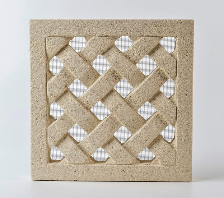 Quadratisches Lüftungsgitter aus Matera-Stein, cm20x20, externe und interne Verwendung. Handgefertig
