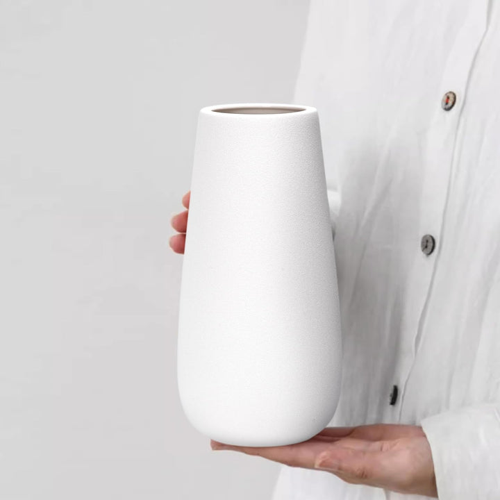 D'vine Dev 25,4 cm Elegante ovale Keramikvase für Blumen Home Decor Vase mit Design Box Schneeweiss
