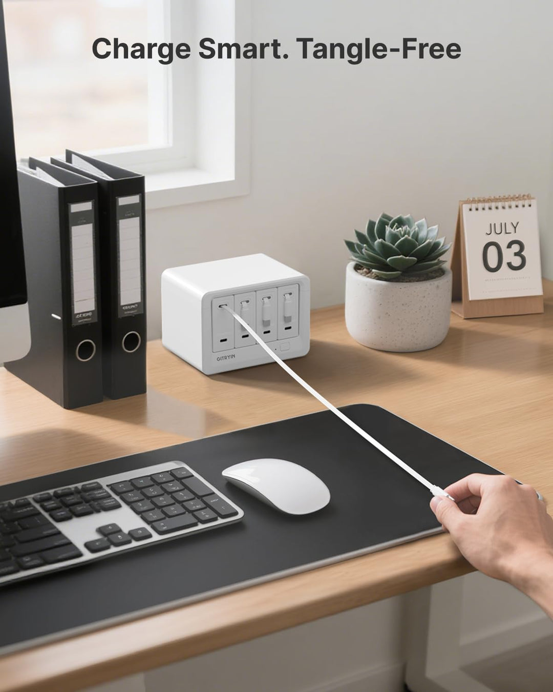 Gitryin Desktop-Ladegerät, 12-in-1-Schnellladestation mit 4 einziehbaren Ladegeräten