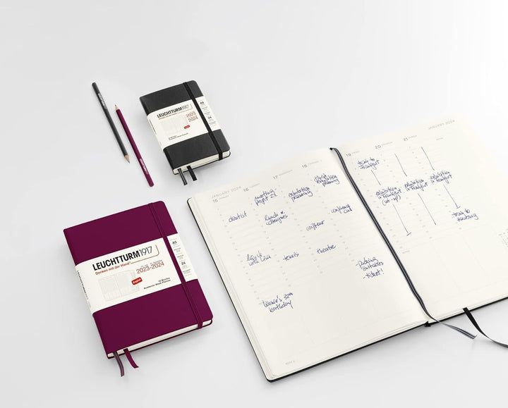 LEUCHTTURM1917 367545 Akademischer Wochenplaner Master (A4+) 2024, 18 Monate, Black, Englisch Black
